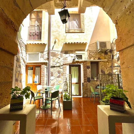 Il Cortiletto Di Ortigia